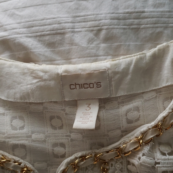 CHICOS White Sweater with gold decoration. Lined. Elegant for any occasion. - Picture 3 of 3